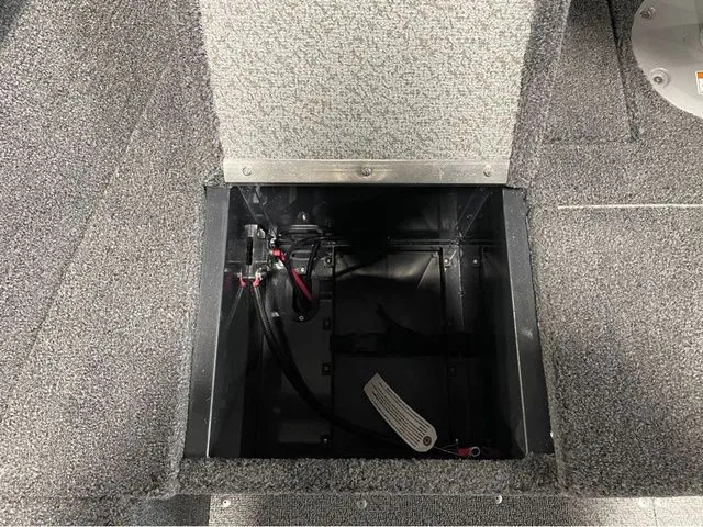 Slide: The Image of Lund Angler 1650 Tiller 2026 - 24