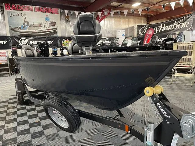Slide: The Image of Lund Angler 1650 Tiller 2026 - 4