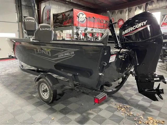 Slide: The Image of Lund Angler 1650 Tiller 2026 - 9