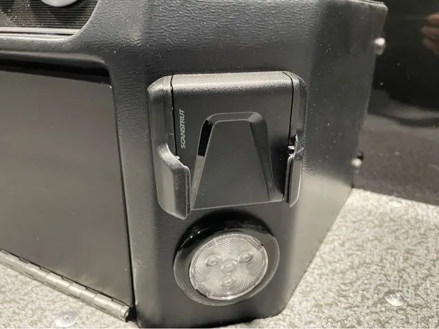 Slide: The Image of Lund 1800 Explorer Tiller 2026 - 17