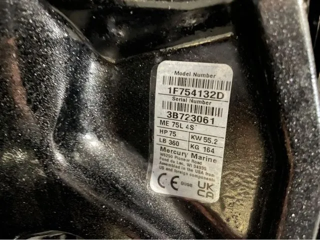 Slide: The Image of Lund 1800 Explorer Tiller 2026 - 28