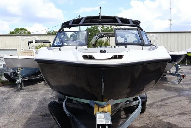 Slide: The Image of Yamaha AR220 2026 - 6