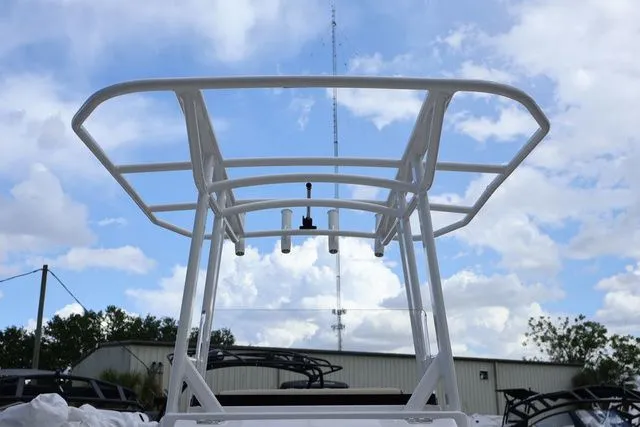 Slide: The Image of Yamaha 222 FSH SPORT-YACHT BLUE-ALUMINUM 2026 - 18