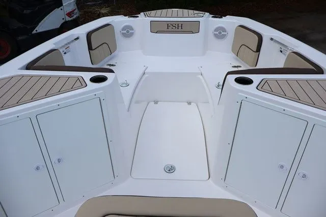 Slide: The Image of Yamaha 222 FSH SPORT-YACHT BLUE-ALUMINUM 2026 - 22