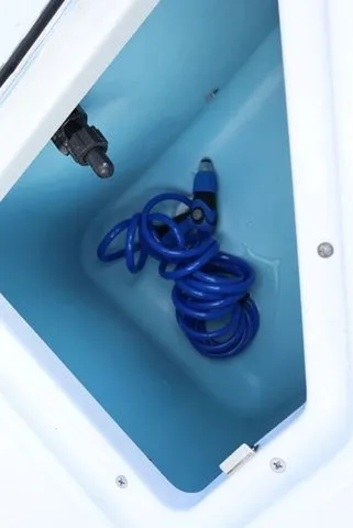 Slide: The Image of Yamaha 222 FSH SPORT-YACHT BLUE-ALUMINUM 2026 - 26