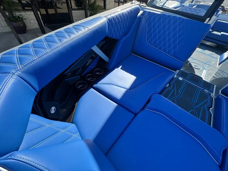 Slide: The Image of Tigé 24RZX 2026 - 21