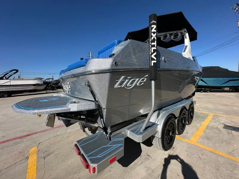 Slide: The Image of Tigé 24RZX 2026 - 5