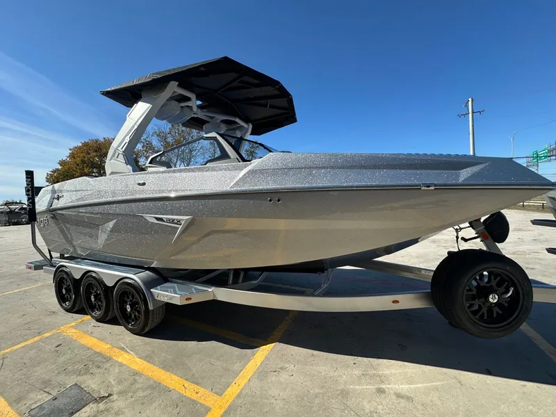 Slide: The Image of Tigé 24RZX 2026 - 7