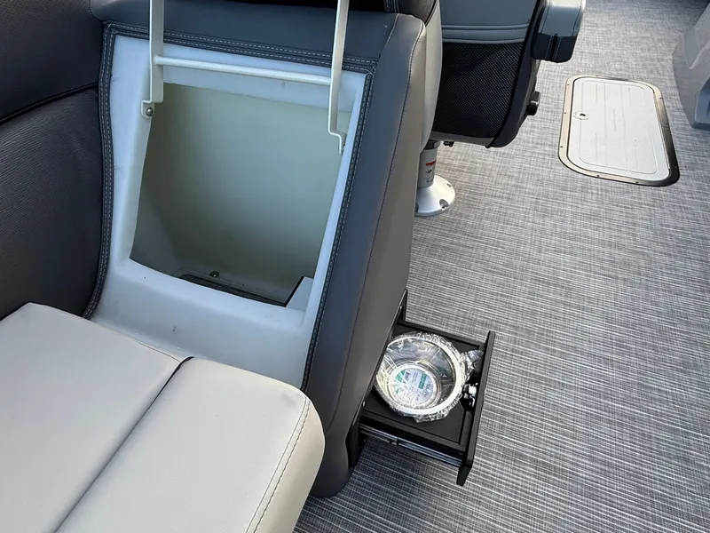 Slide: The Image of Viaggio V22U 2026 - 41