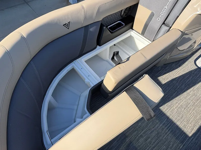 Slide: The Image of Viaggio Z22U 2026 - 11