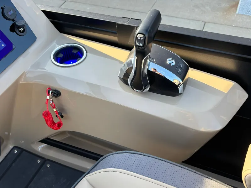 Slide: The Image of Viaggio Z22U 2026 - 28