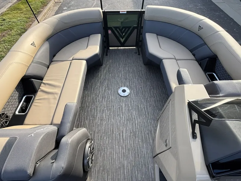 Slide: The Image of Viaggio Z22S 2026 - 27