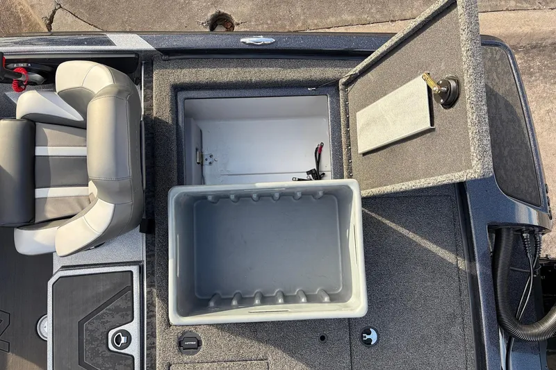 Slide: The Image of 2026 Nitro Z19 XL Pro boat interior with storage compartment and seating. - 59