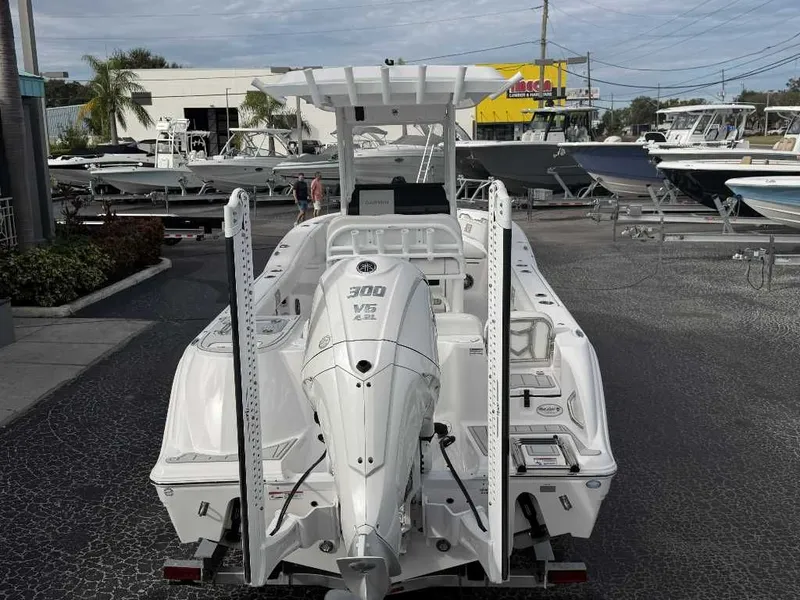 Slide: The Image of Sea Fox 248 Commander 2025 - 13