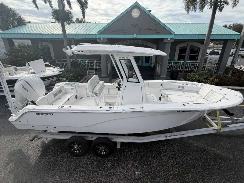 Slide: The Image of Sea Fox 248 Commander 2025 - 8