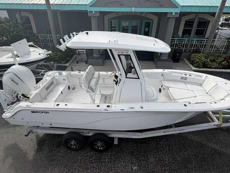 Slide: The Image of Sea Fox 248 Commander 2025 - 9