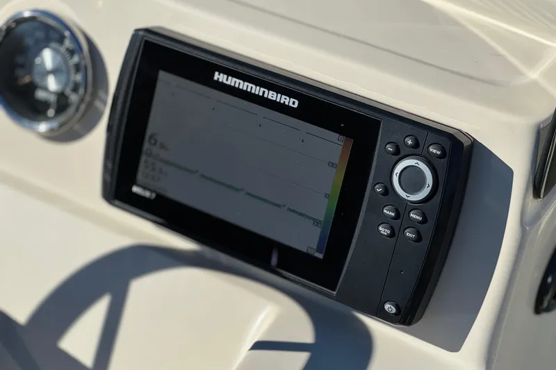 Slide: The Image of Humminbird fish finder on 2020 Alumacraft 2072 Bay boat dashboard. - 26
