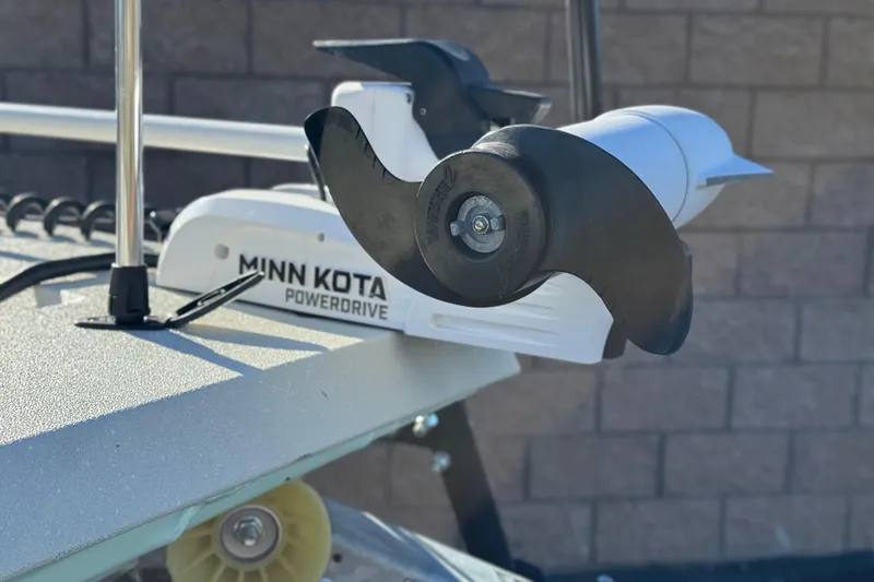 Slide: The Image of Minn Kota PowerDrive motor on 2020 Alumacraft 2072 Bay boat, close-up view. - 9