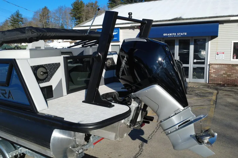 Slide: The Image of Alera M23Q 2026 boat with Mercury outboard motor at Granite State Dock & Marine. - 5