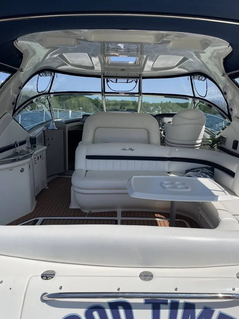 Slide: The Image of Sea Ray 440 Sundancer 2007 - 8