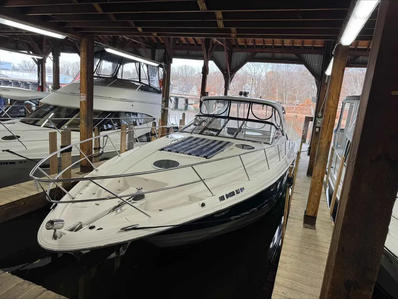 The Image of Regal Commodore 4260 2004 - 1