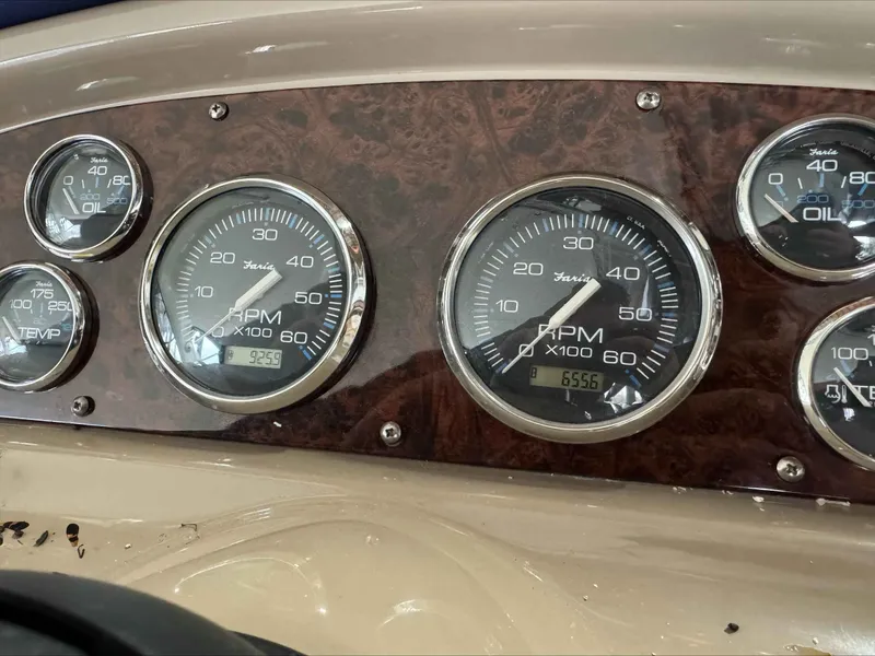 Slide: The Image of Regal Commodore 4260 2004 - 12