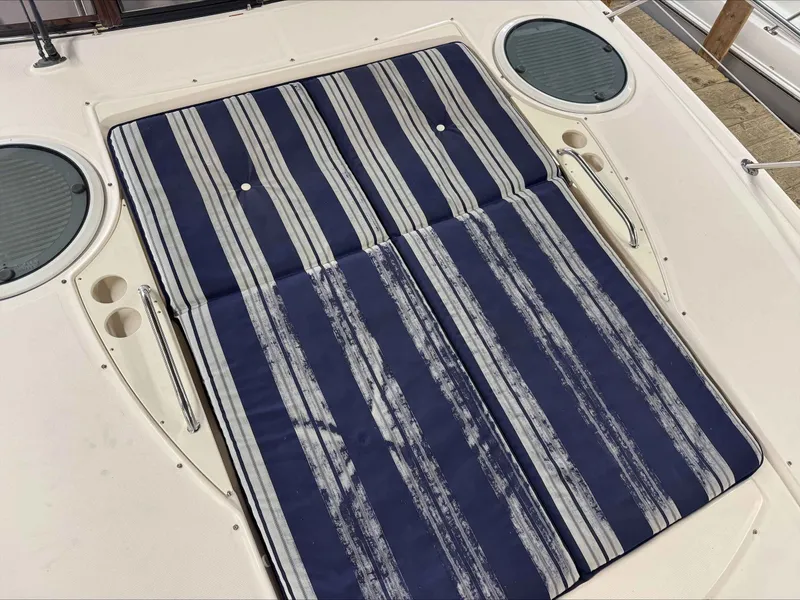 Slide: The Image of Regal Commodore 4260 2004 - 14