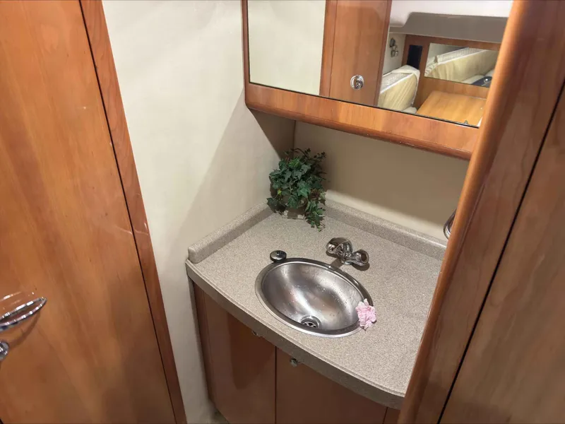 Slide: The Image of Regal Commodore 4260 2004 - 26