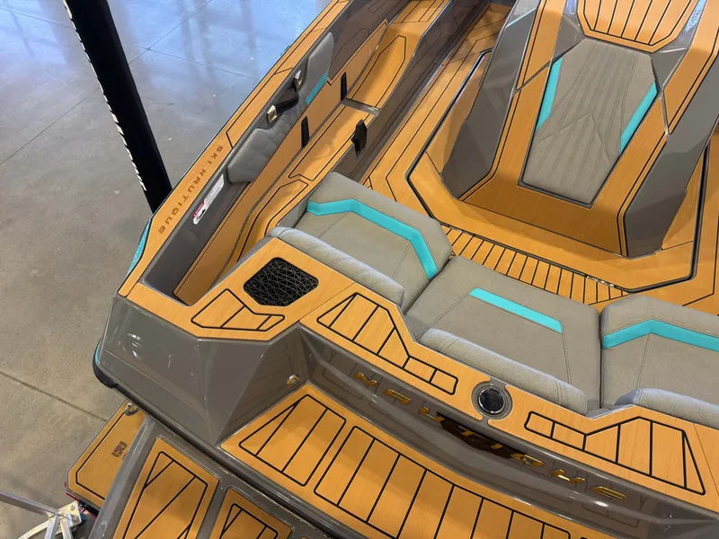 Slide: The Image of Nautique Ski Nautique 2026 - 11