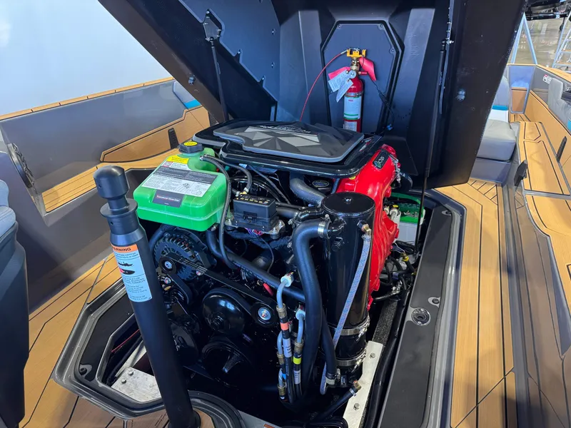 Slide: The Image of Nautique Ski Nautique 2026 - 20