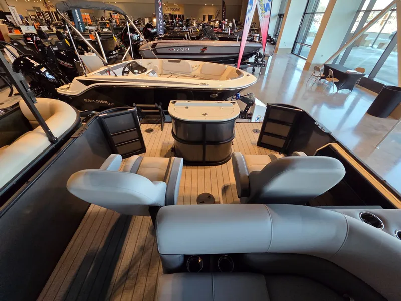 Slide: The Image of Interior view of Bentley Pontoons FISH 200 FISH N CRUISE 2026. - 17