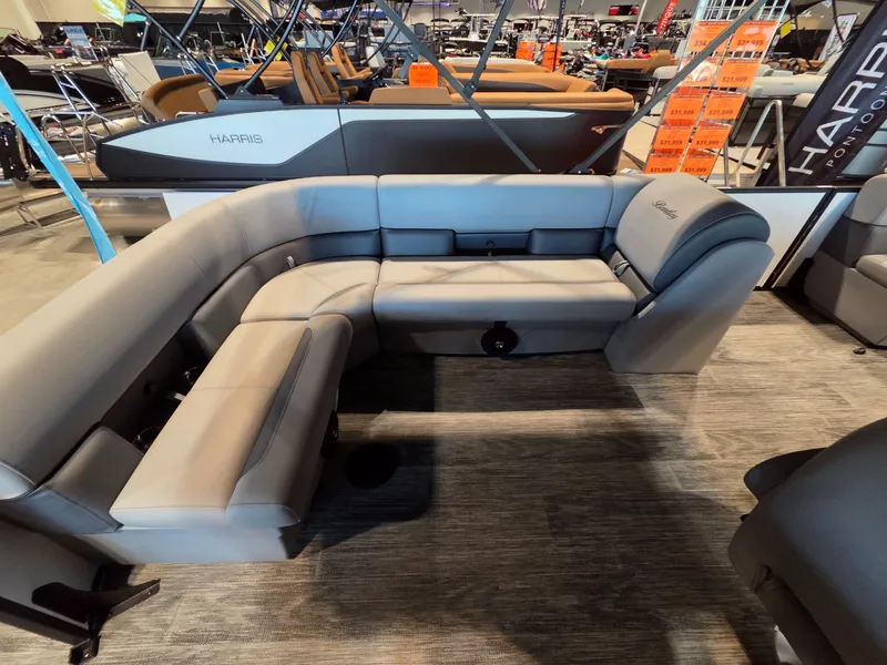 Slide: The Image of Interior of the 2026 Bentley Pontoons Legacy 200 Cruise XL. - 15
