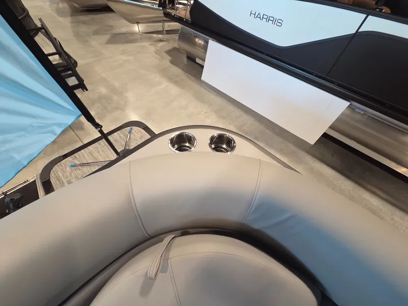 Slide: The Image of Interior view of Bentley Pontoons Legacy 200 Cruise XL 2026. - 20