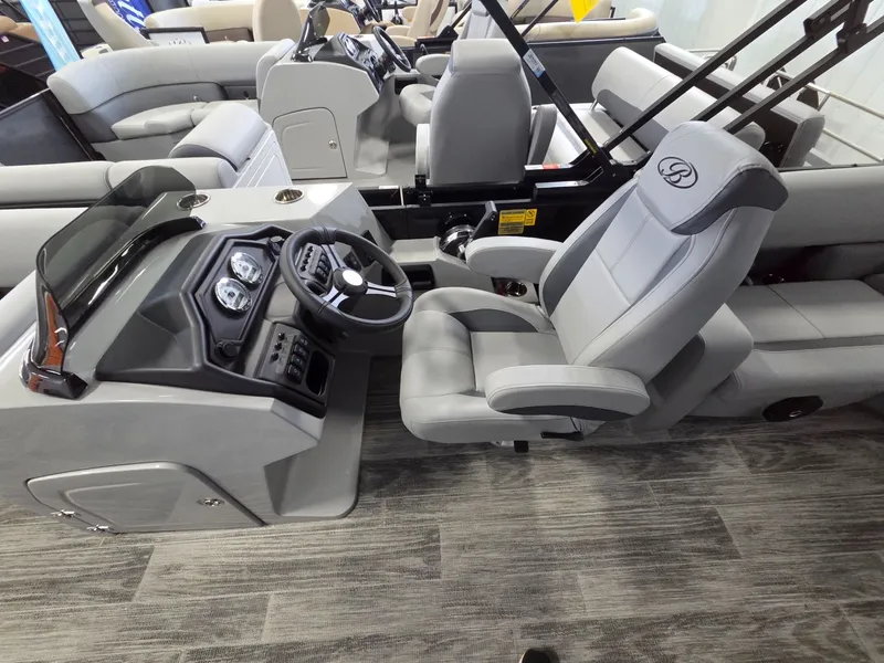 Slide: The Image of Interior of Bentley Pontoons Legacy 200 Navigator 2026. - 8
