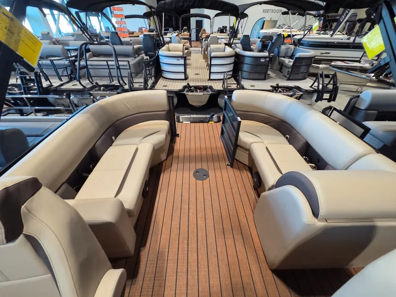 Slide: The Image of Interior of the 2026 Bentley Pontoons Legacy 200 Navigator. - 14