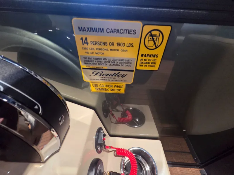 Slide: The Image of Bentley Pontoons Legacy 200 Navigator 2026 capacity label. - 21