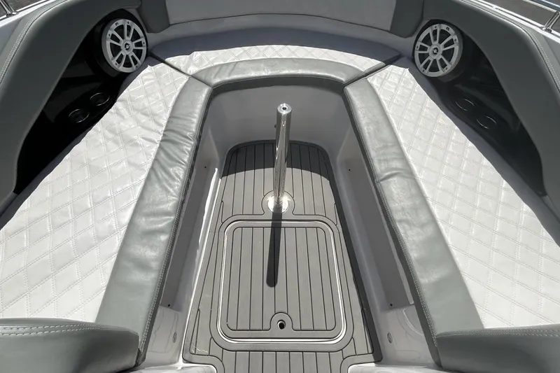 Slide: The Image of Luxurious interior of 2024 L'acqua Royale LR280 GRAN CABRIO boat with elegant seating. - 29