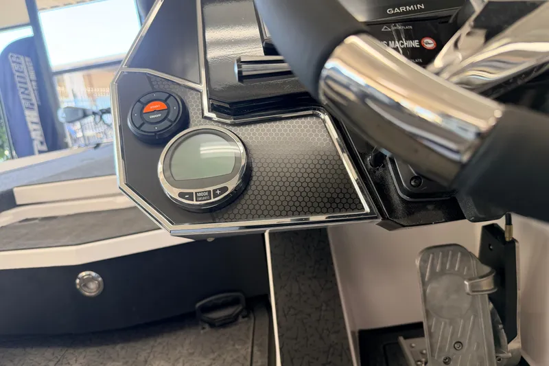Slide: The Image of 2026 Vexus VXS20 boat dashboard with Garmin controls and start button. - 10