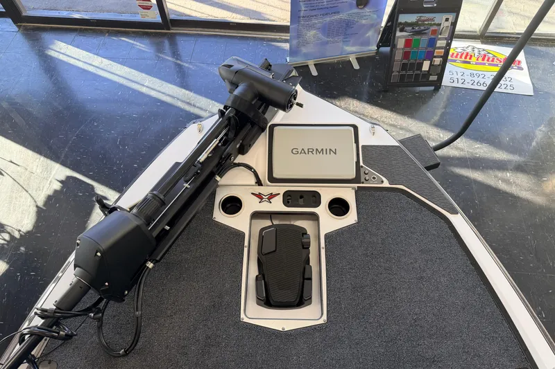 Slide: The Image of 2026 Vexus VXS20 boat with Garmin navigation system and trolling motor. - 19