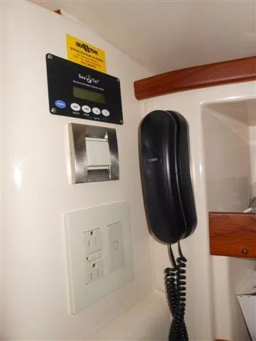 Slide: The Image of Phone and control panel on Grady-White Express 360, 2007 model. - 30