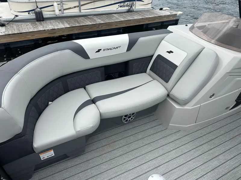 Slide: The Image of Luxurious seating on Starcraft SLS 3 R boat, model year 2026. - 14
