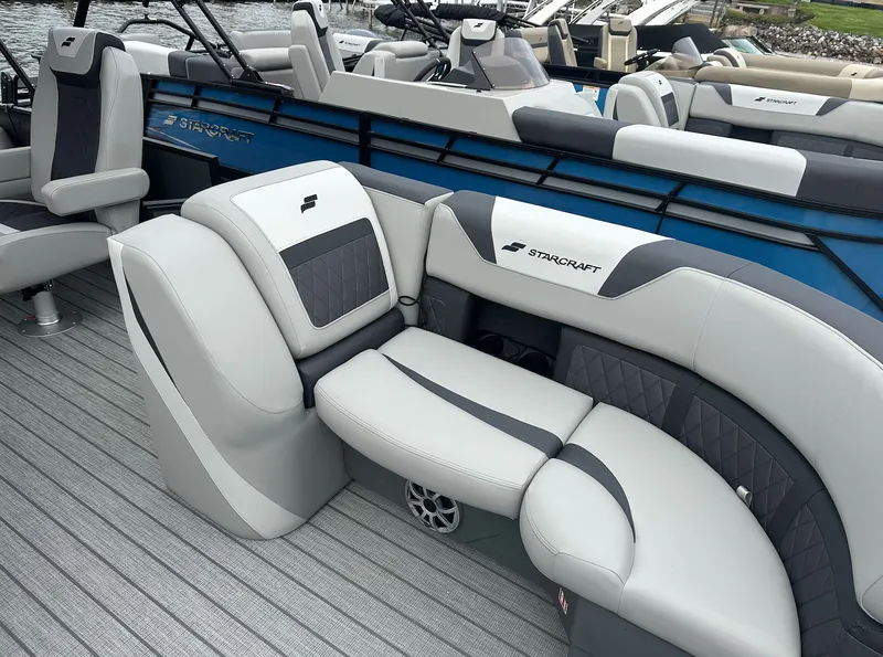 Slide: The Image of Luxurious seating in the 2026 Starcraft SLS 3 R boat. - 15
