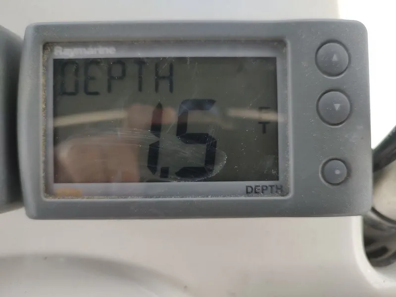 Slide: The Image of Hunter 33 2004 - 30