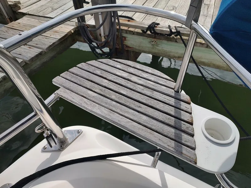 Slide: The Image of Hunter 33 2004 - 34