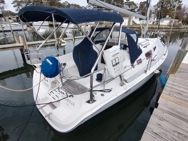 Slide: The Image of Hunter 33 2004 - 4