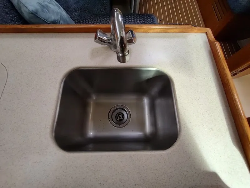 Slide: The Image of Hunter 33 2004 - 43