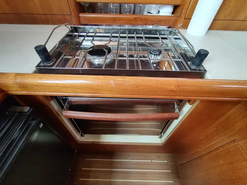 Slide: The Image of Hunter 33 2004 - 44