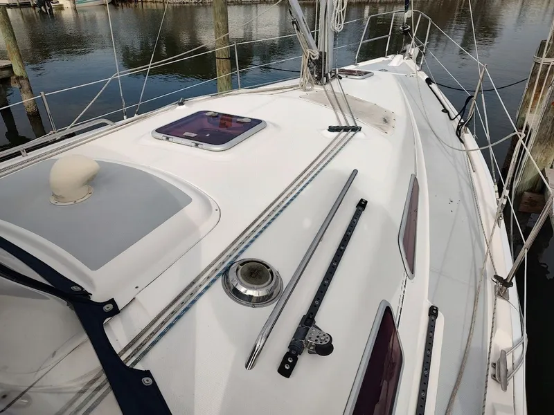 Slide: The Image of Hunter 33 2004 - 5