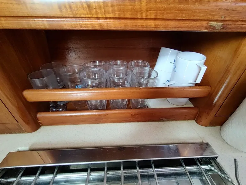 Slide: The Image of Hunter 33 2004 - 50