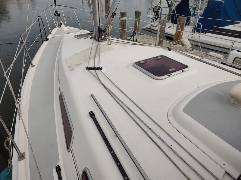 Slide: The Image of Hunter 33 2004 - 6